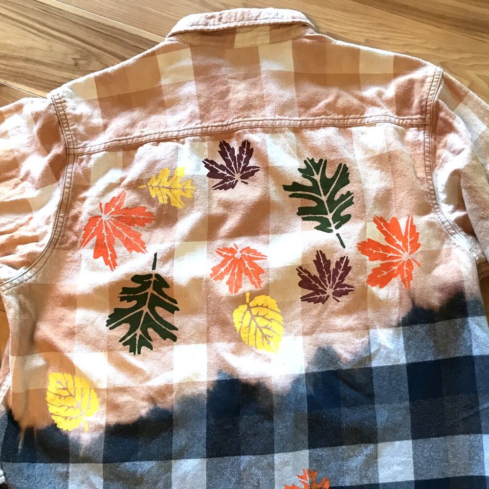 Bleached Flannel Shirt Autumn Upcycled, Painted Fall Leaves Size Large - Picture 12 of 12